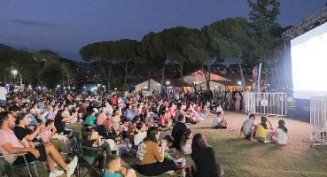 Aydın tektik park'ta sineme geceleri başladı 