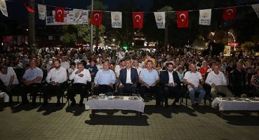 Muhteşem kafkas foklorü gölcük'ü hayran bıraktı 