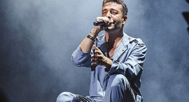 Oğuzhan Koç yeni klibini Turkcell Vadi sahnesine taşıdı