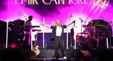 Aliağa'da Emir Can İğrek ve Zeynep Bastık Rüzgârı