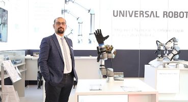 Cobot'lar otomotiv üretimindeki esneklik sağlıyor verimliliği artırıyor