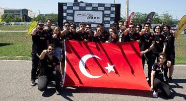 DEÜ'nün Formula ekibi Romanya'da fırtına estirdi