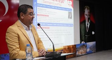 Milas Belediyesi 14. Sanat Edebiyat Günleri kapsamında; İki Zamanın Politikacısı Halil Menteşe'nin çok yönlü kişiliği ele alındı