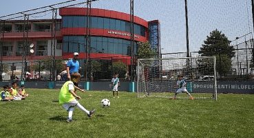 Yaz Spor Okulları ile tatilleri dolu dolu geçti