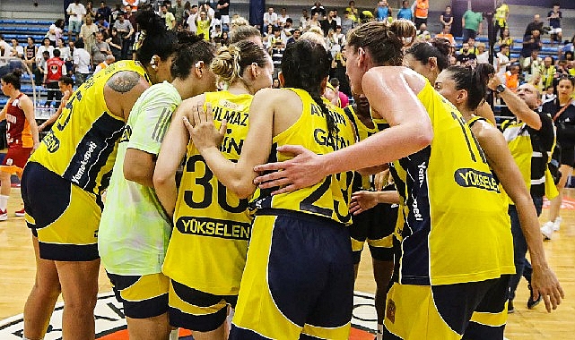 yemeksepeti-fenerbahce-alagoz-holding-kadin-basketbol-takimina-resmi-sponsor-oldu.jpg