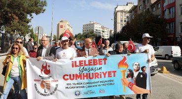 CUMHURİYET YÜRÜYÜŞÜ BEŞİNCİ GÜNDE SEYİTGAZİ'DE