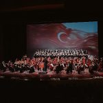 efes-kultur-yolu-festivali-cumhuriyet-konseriyle-basladi.jpg