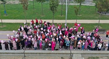 “Meme Kanseri Farkındalık Ayı" kapsamında Kocaelili kadınlar sabah yürüyüşü