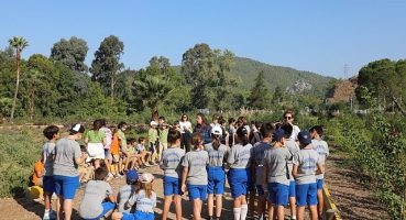 Öğrenciler Büyükşehir Tıbbi Bitkiler Koleksiyon Bahçesi'ni Ziyaret Etti