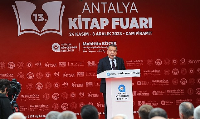 13-antalya-kitap-fuari-kapilarini-acti.jpg