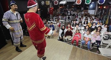 Canik'te Minikler Tiyatroyla Öğrendi