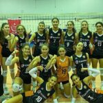 eczacibasi-2-lig-voleybol-takimi-deplasmanda-kazandi.jpg