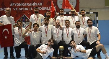 Futsal turnuvasının şampiyonu Nilüfer Belediyesi GESK