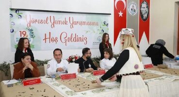 Burhaniye'de Zeytinyağlı Lezzetler Yarıştı