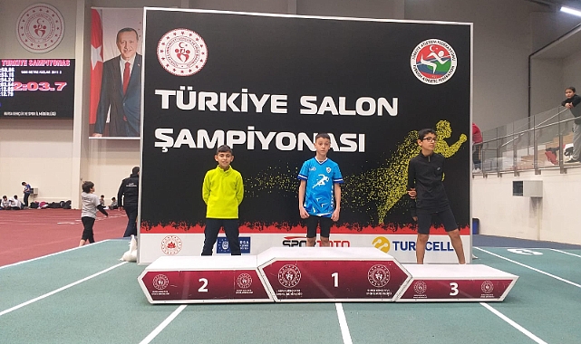gemlik-atletizmde-basariya-kosuyor.jpg