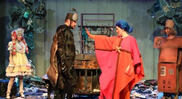 uc uc ve arkadaşların çöpsüz dünya hayali sahnede