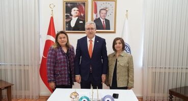 Egeli akademisyenlerden Antep fıstığı kabuğundan diyabet soruna yönelik önemli proje