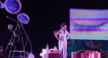 Gaziemir'de yapay zekâ ile insanın aşk hikâyesi sahnelendi