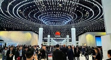 Huawei modaya yön veren ürünlerini Mobil Dünya Kongresi 2024'te tanıttı