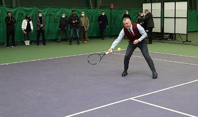 kocaeli-buyuksehirden-dunya-standartlarinda-tenis-merkezi.jpg