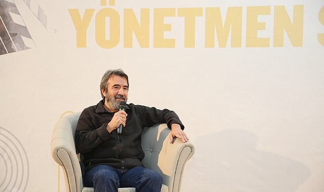 basarili-yonetmen-zeki-demirkubuz-kucukcekmeceye-konuk-oldu.jpg