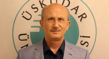 Birkaç öğün yetebilecek şekilde iftar sofraları ibadetin ruhuna uygun değil!