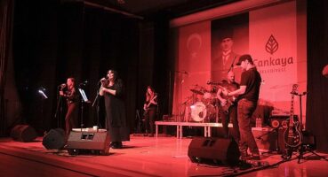 Vega Eşitlik ve Farkındalık İçin Söyledi