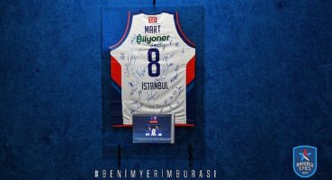 Videolu Basın Bülteni: Anadolu Efes'in 8 Mart Dünya Kadınlar Günü Özel İmzalı Forması Kulüpteki Yerini Aldı