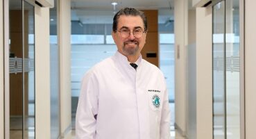 Yaşlılıkta diş eti hastalıkları ve diş çürümesi gibi problemler artıyor!