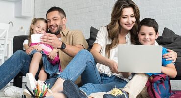 Çocuğunuzu zararlı uygulamalarla baş başa bırakmayın