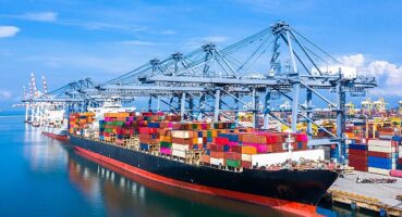 Ege Bölgesi'nin ihracatı Mart ayında hız kesti