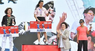 Maraton İzmir'de ödüller dağıtıldı