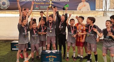 Nevşehir Belediyesi tarafından düzenlenen İlkokullar Arası 23 Nisan Halı Saha Futbol Turnuvası'nda şampiyon Necip Fazıl Kısakürek İlkokulu oldu