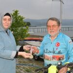 iznikli-yuzme-sampiyonu-erhan-turan-iznikte-anlamli-bir-triatlon-etkinligi-duzenledi.jpg